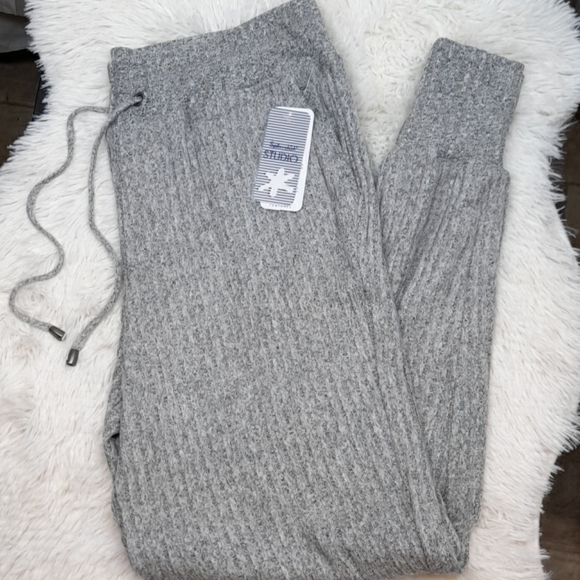 Splendid Pants - Gray Splendid Joggers/ Sweatpants